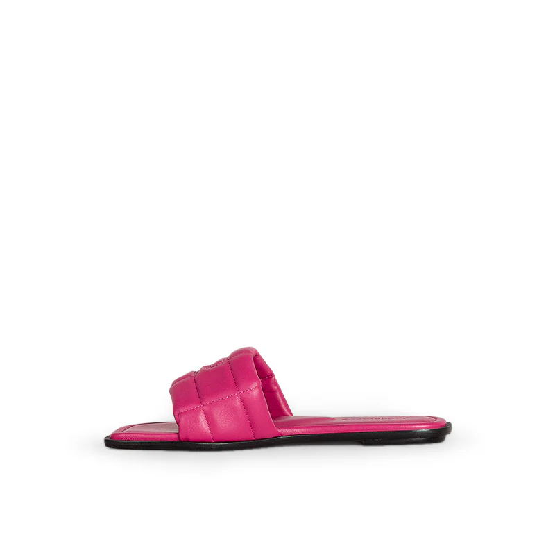 Donna Fuxia - Image 5