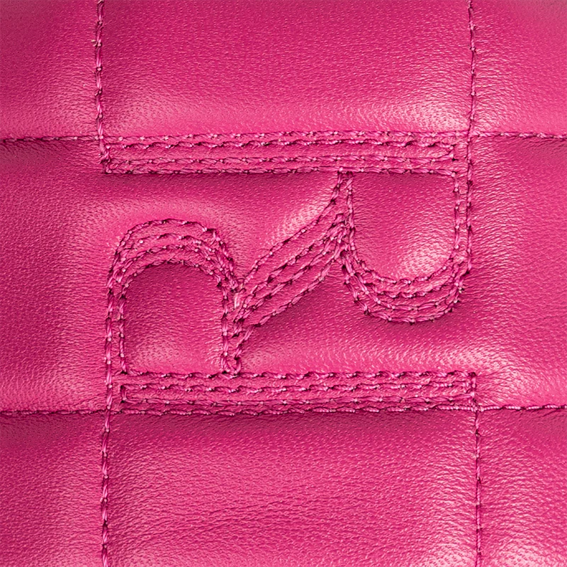 Donna Fuxia - Image 6