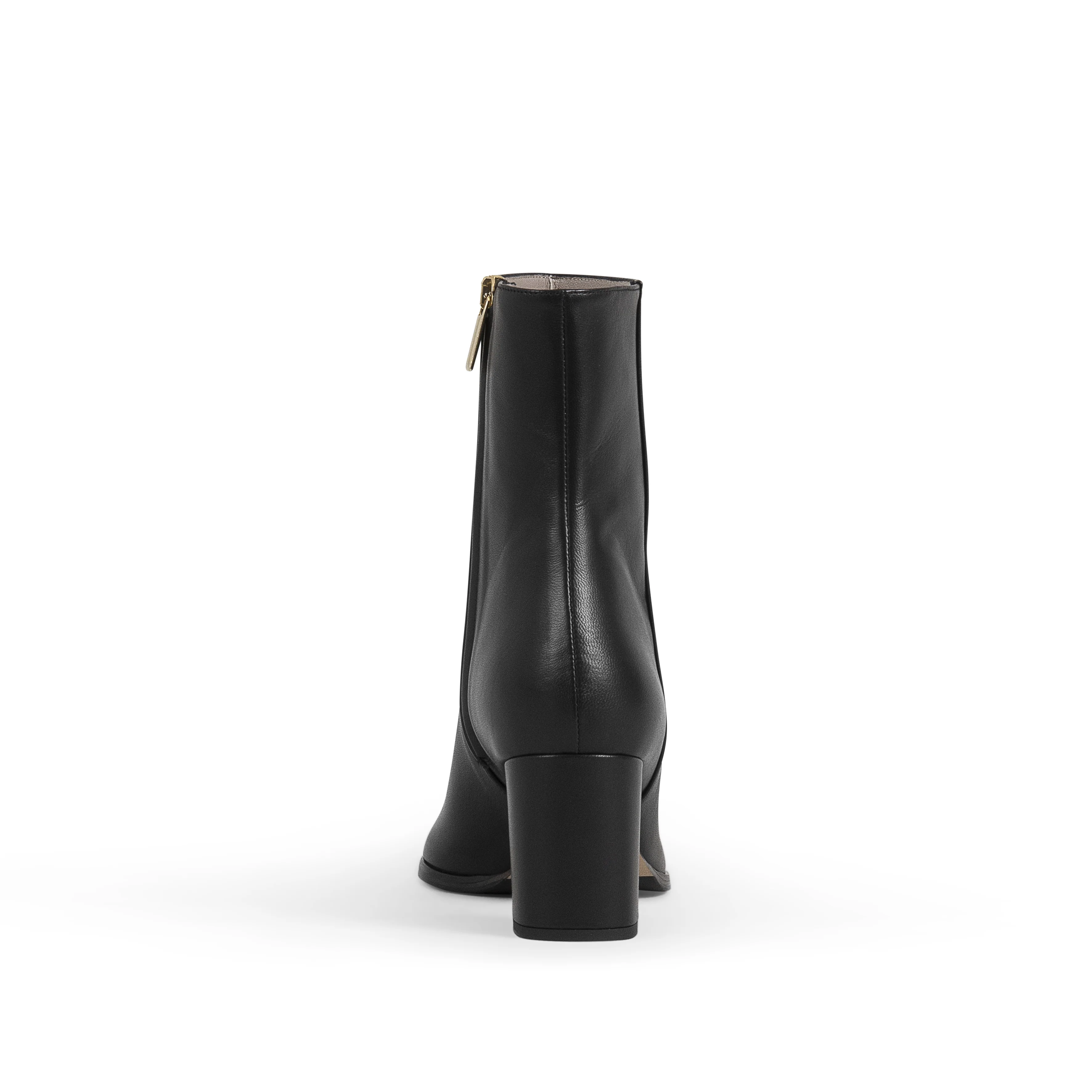 Milena - Image 6
