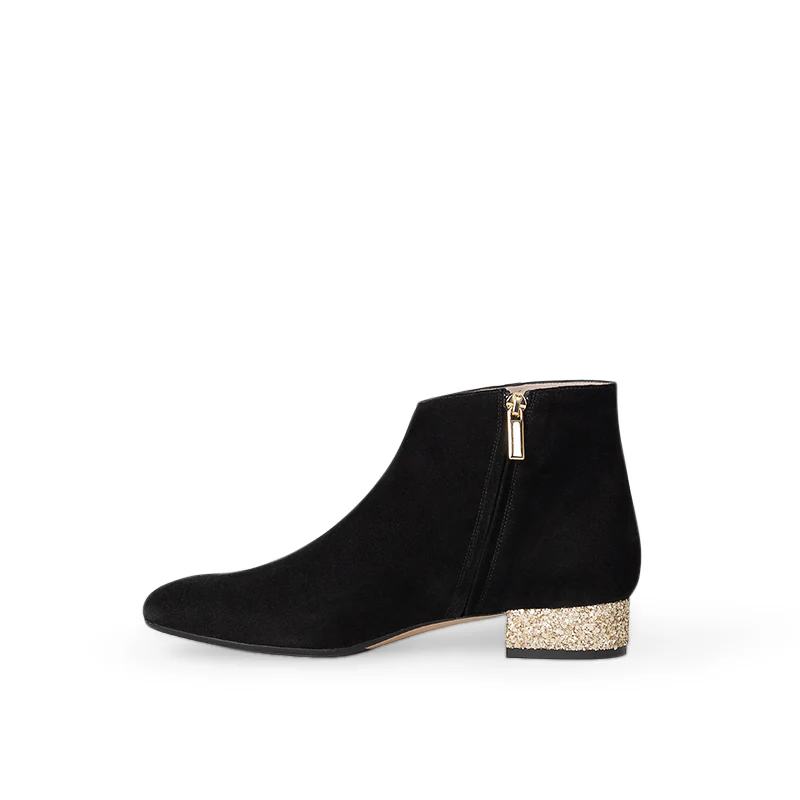 Sigrun Black - Image 6